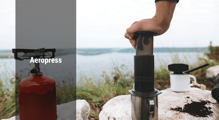 Hot water being pressed through coffee in aeropress